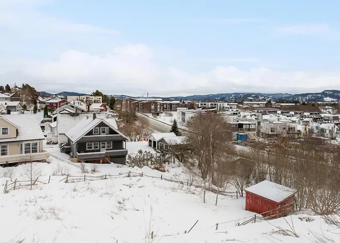 In Trondheim, Heimdal, Lundasen - Bus To Town Every 5 Minutes *